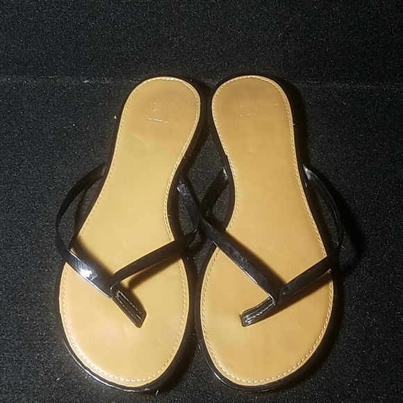 New York & Company Shoes - New York & Company sandals. Size 9